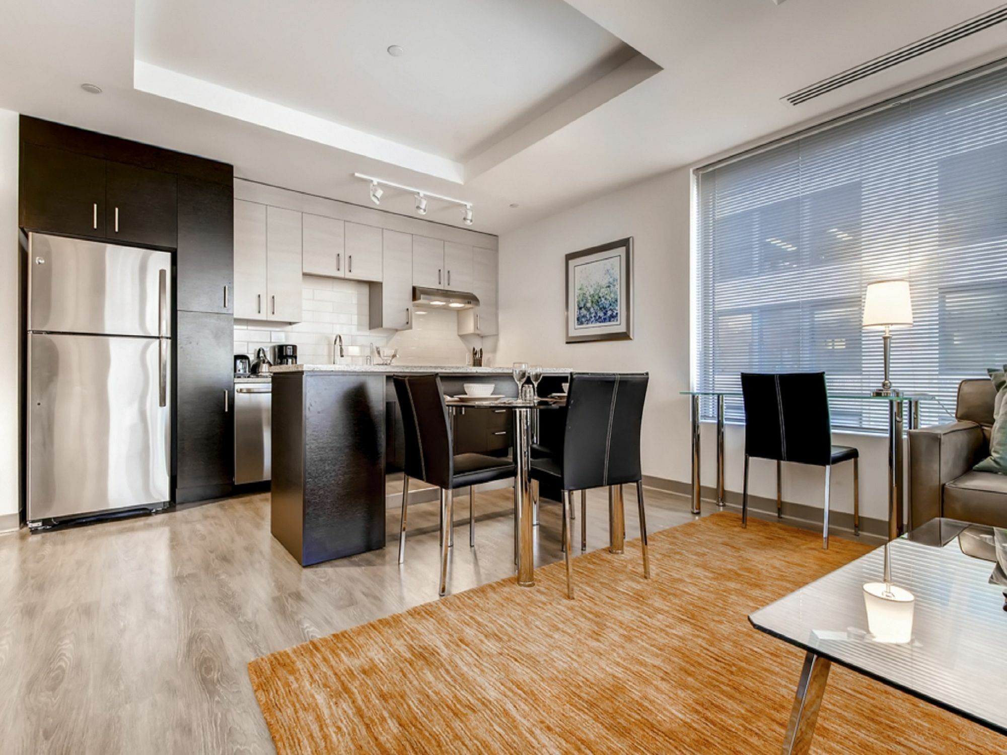Global Luxury Suites At The Commonwealth 보스톤 외부 사진
