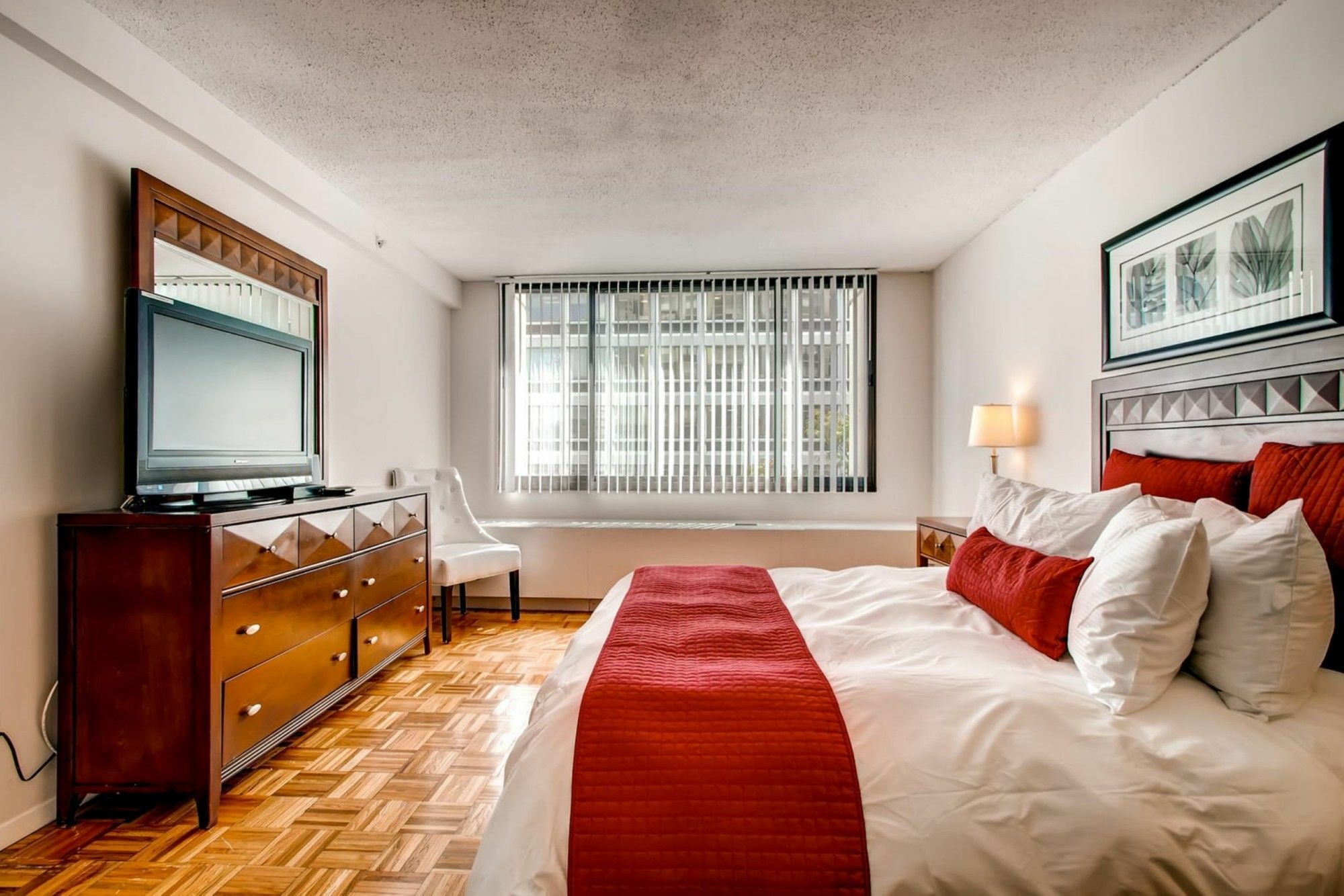 Global Luxury Suites At The Commonwealth 보스톤 외부 사진