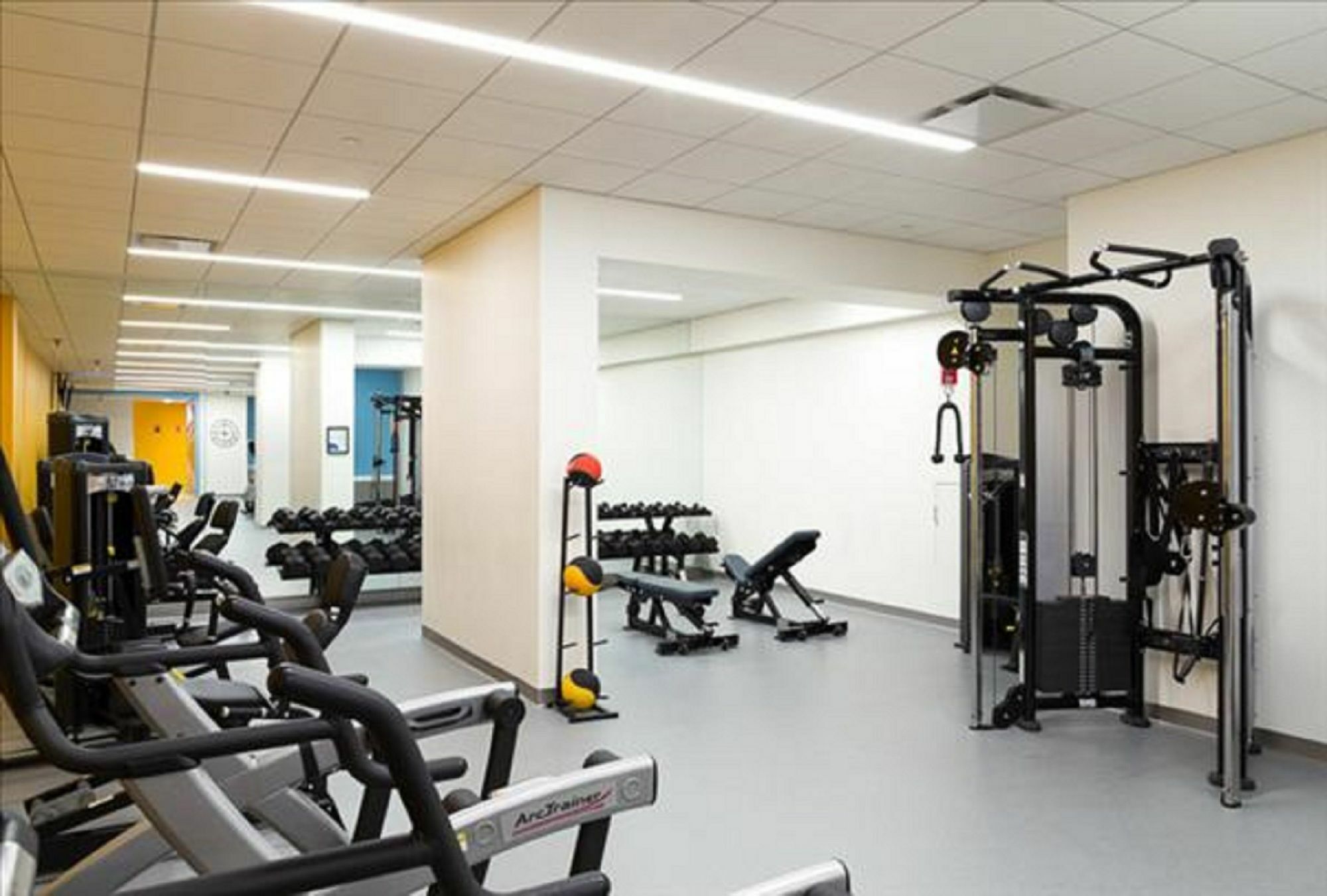 Global Luxury Suites At The Commonwealth 보스톤 외부 사진